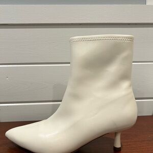 Vegan leather white ankle boots - never been worn!